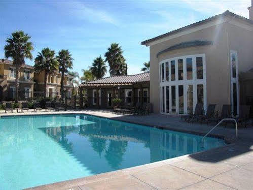 Sonoran Suites Of San Diego Vista Exterior photo
